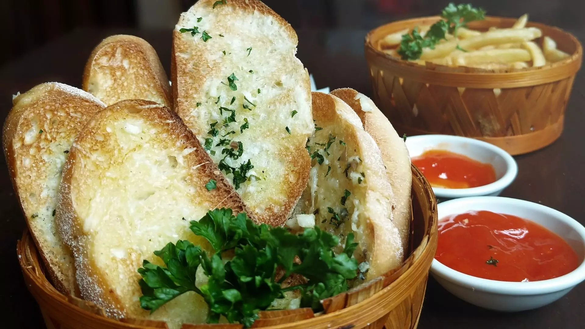 Garlic bread, but make it fancy Garlic bread, but make it fancy